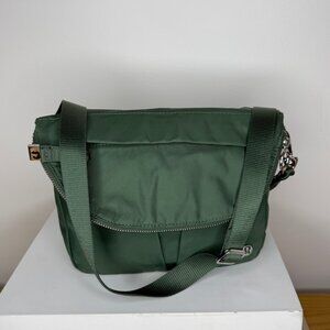 Lululemon All Night Festival Bag 5L Algae Green / Hard To Find